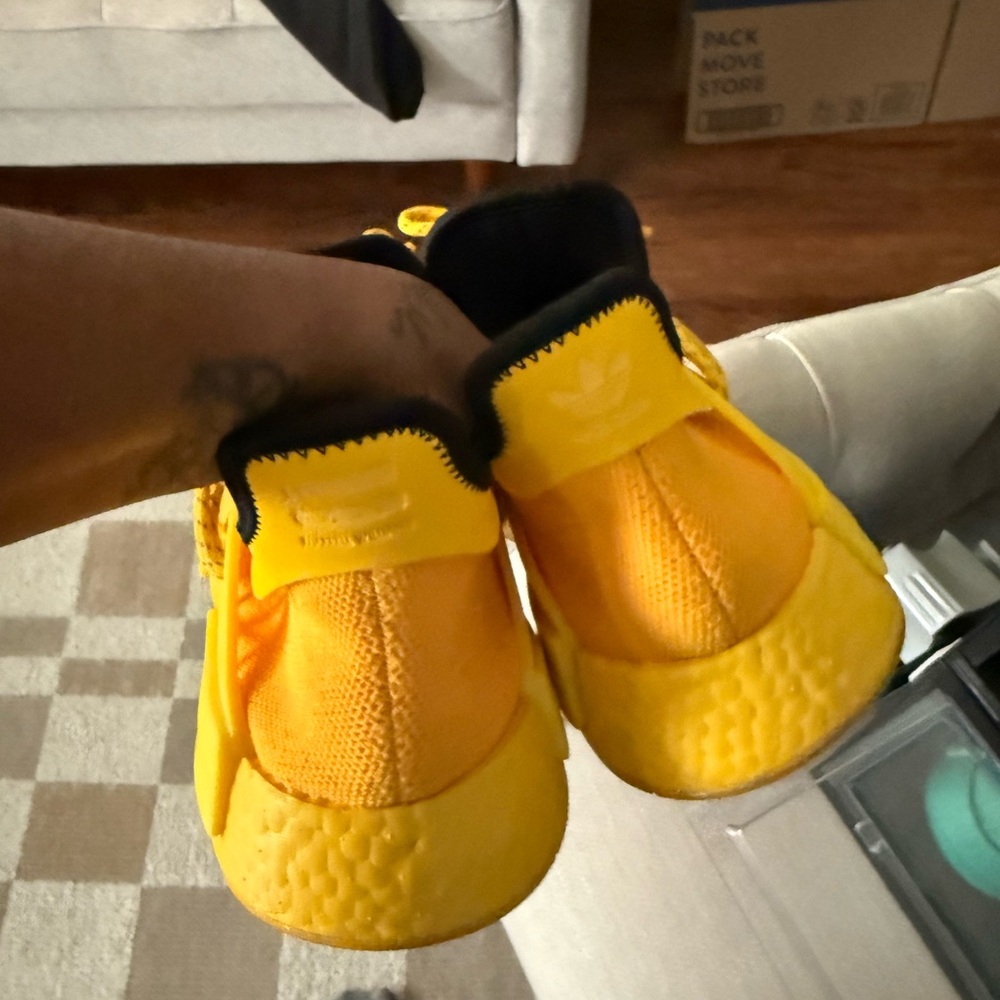 Pharrell Human Racers - Picture 2 of 4